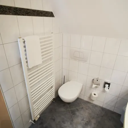 Etzhorner Krug Szálloda 3*