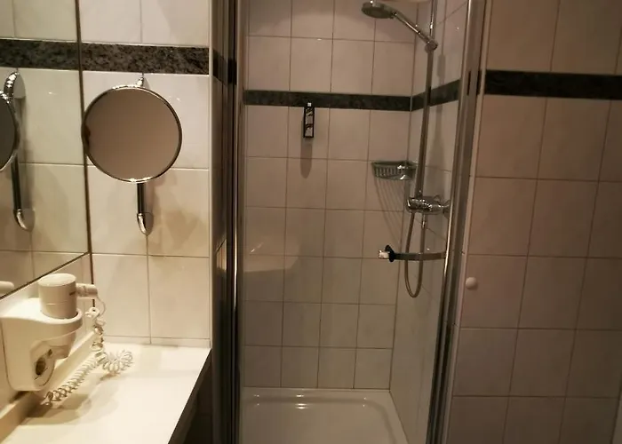 Etzhorner Krug Hotel 3*