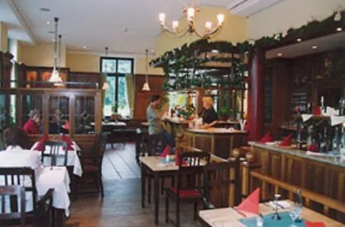 Etzhorner Krug Hotel 3*